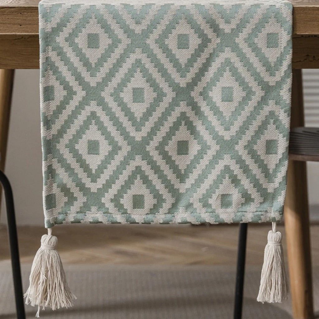 Caminho de Mesa Geométrico em Jacquard com Borla para Decoração Loja Online de Mesa Posta Home Gaju
