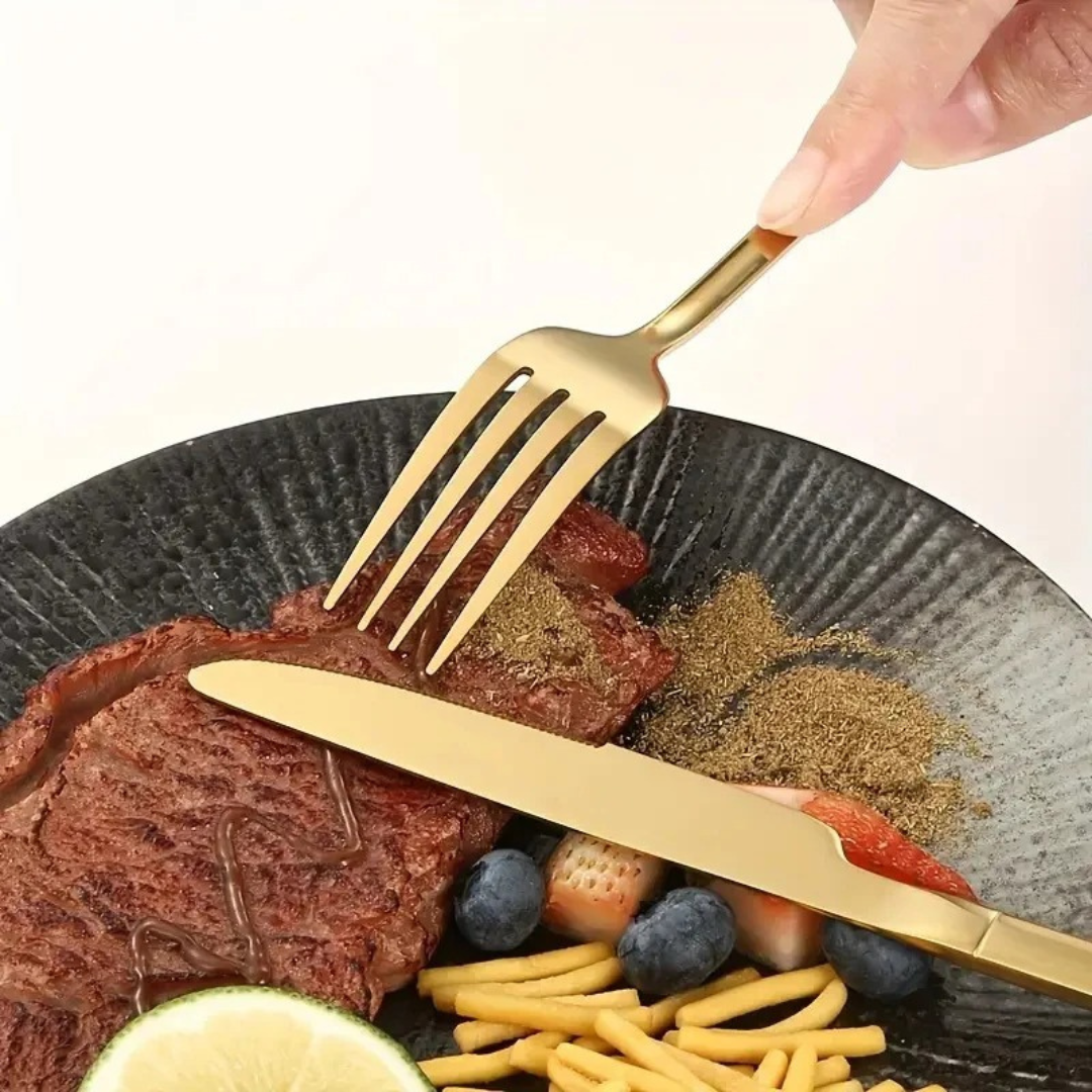 Conjunto de Talheres Slim de Aço Inoxidável 30 Peças - Faca de Bife, Garfo e Colher Dourado para Banquetes e Festas | Home Gaju