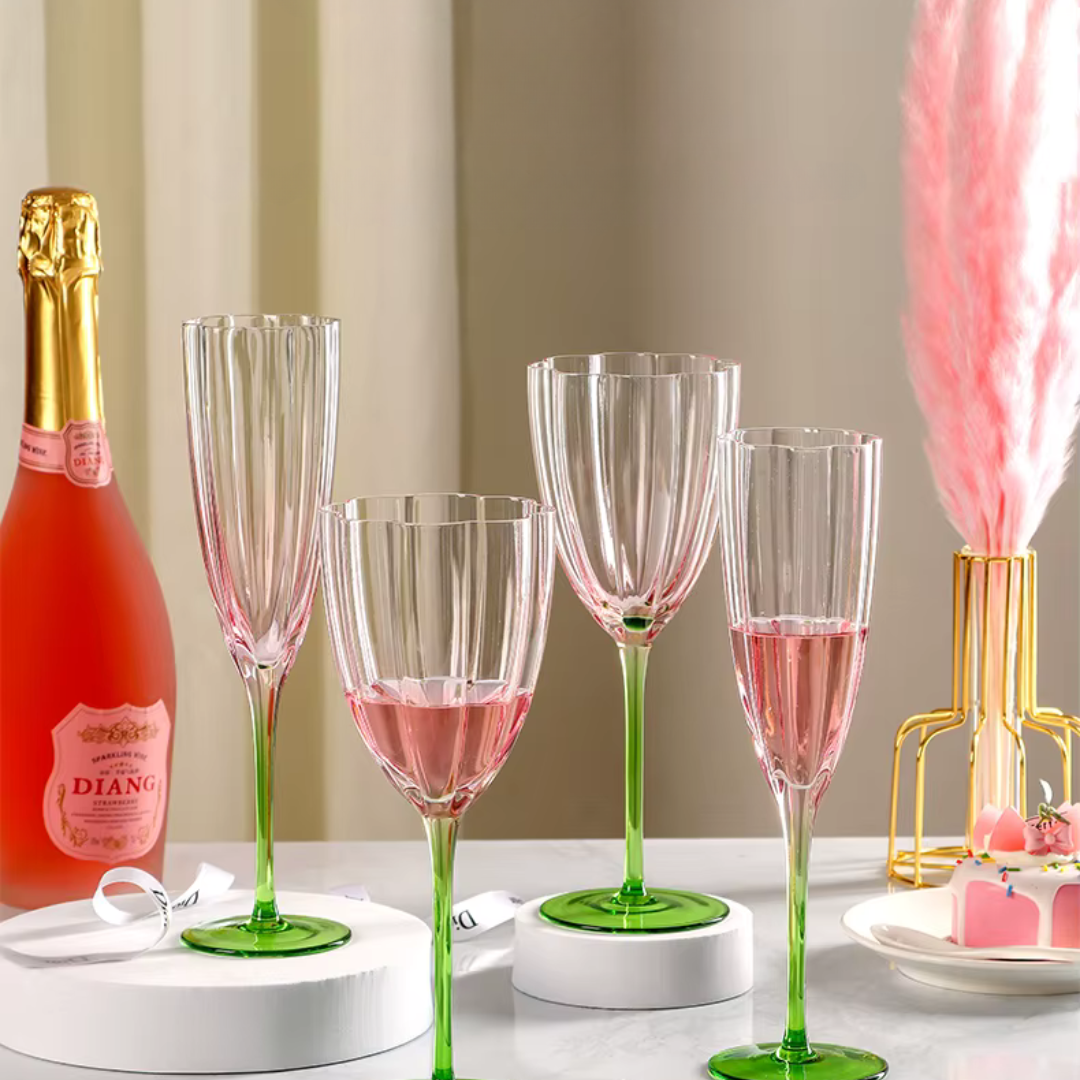 Taça Flauta de Vidro Vintage Floral Estilo Europeu com 240ml e 380ml | Formato Tulipa | Loja de Taças Online Home Gaju
