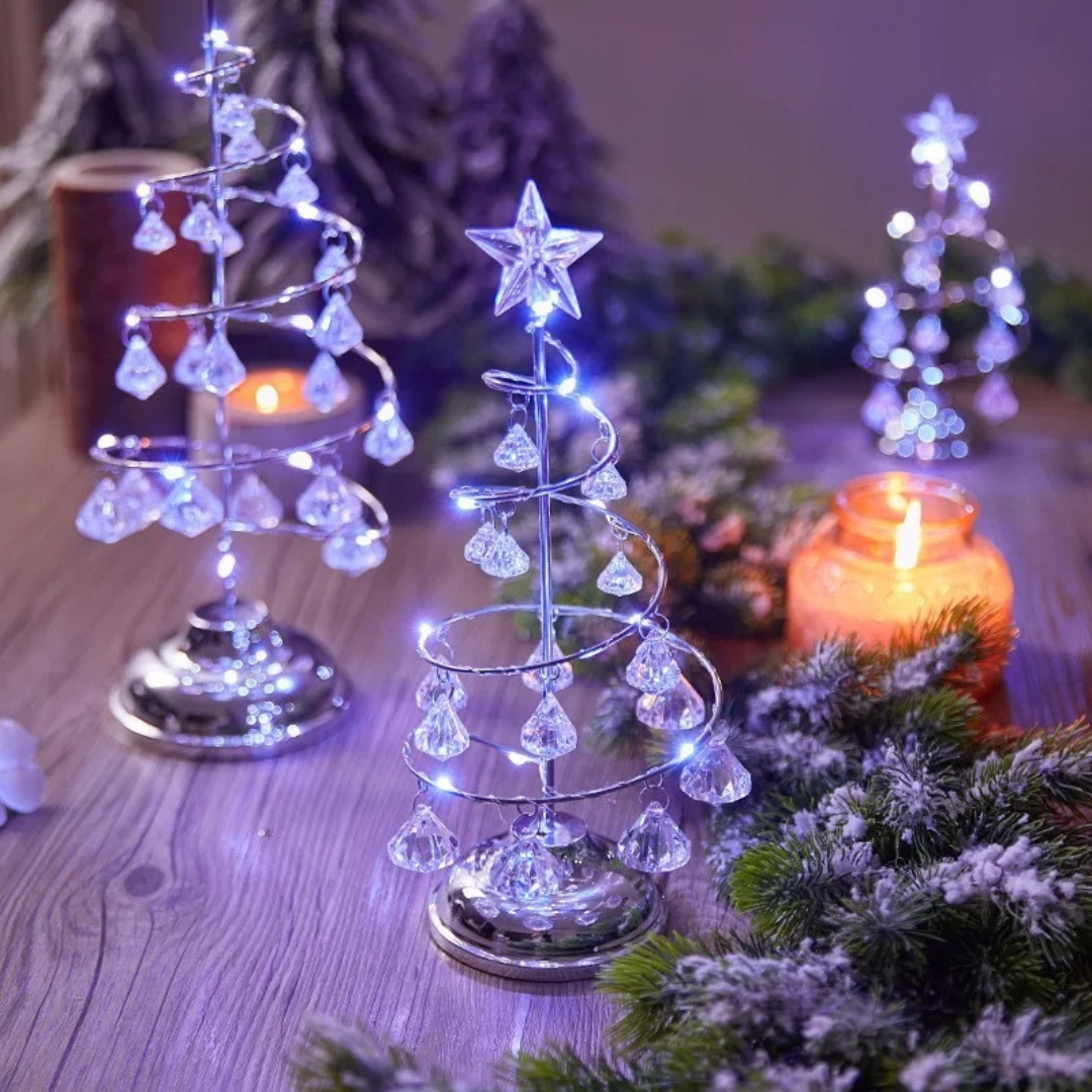 Árvore de Natal em Metal Iluminada com Luzes e Pingentes - Decoração Natalina para Mesa | Home Gaju