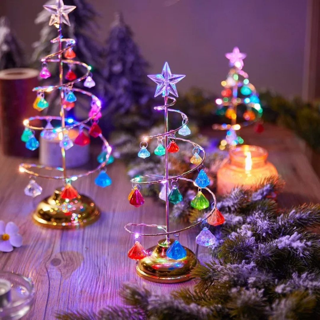 Árvore de Natal em Metal Iluminada com Luzes e Pingentes - Decoração Natalina para Mesa | Home Gaju