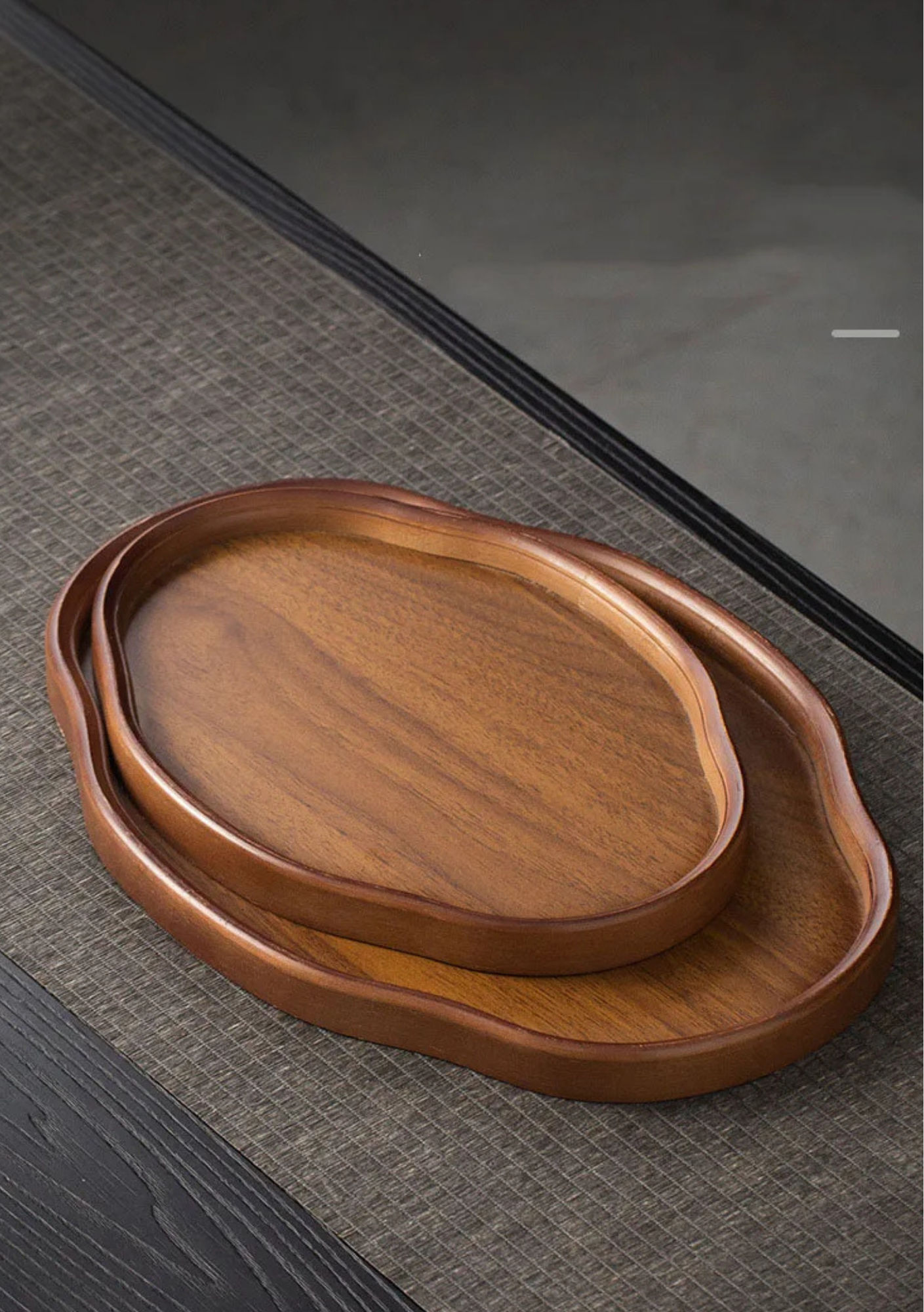 Bandeja de Madeira Decorativa para Servir e Decorar | Home Gaju
