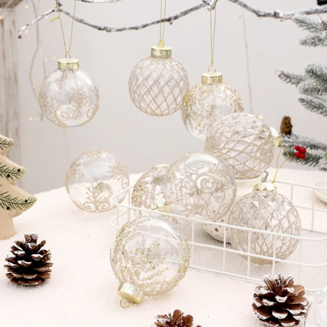 Bolas para Árvore de Natal Luxo com 9 Peças bolas transparente na mesa