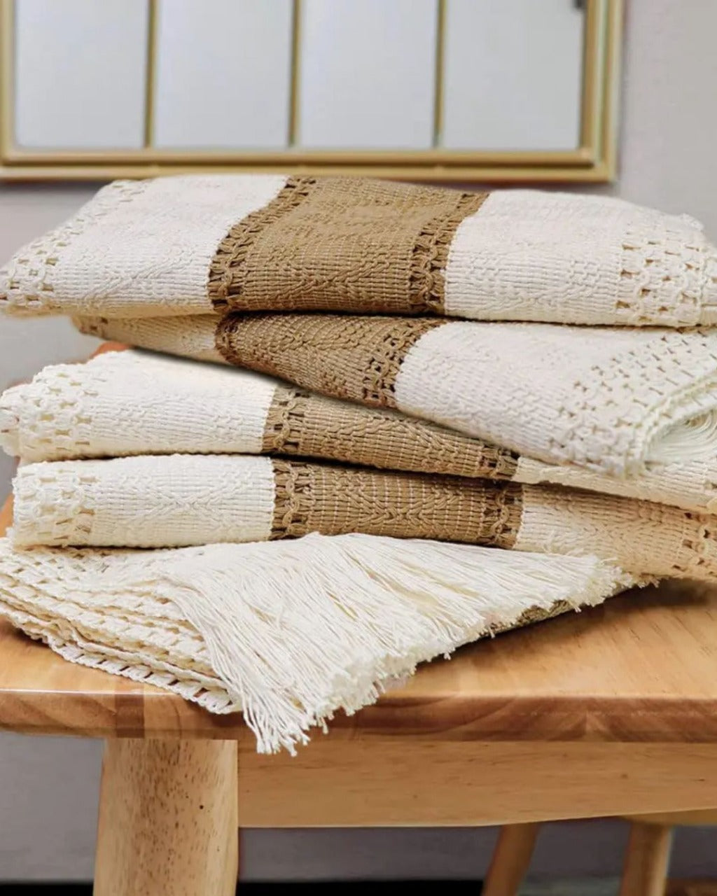 Caminho de Mesa Boho em Algodão Crochê, Decoração Rústica e Moderna para Decoração Loja Online de Mesa Posta Home Gaju