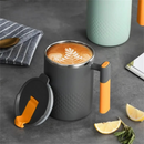 Caneca de Café de Aço Inoxidável com Tampa - Resistente ao Calor e Parede Dupla | Home Gaju