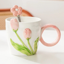 Caneca de Cerâmica Esculpida à Mão – Design de Tulipa, 500ml, Com Colher Home Gaju