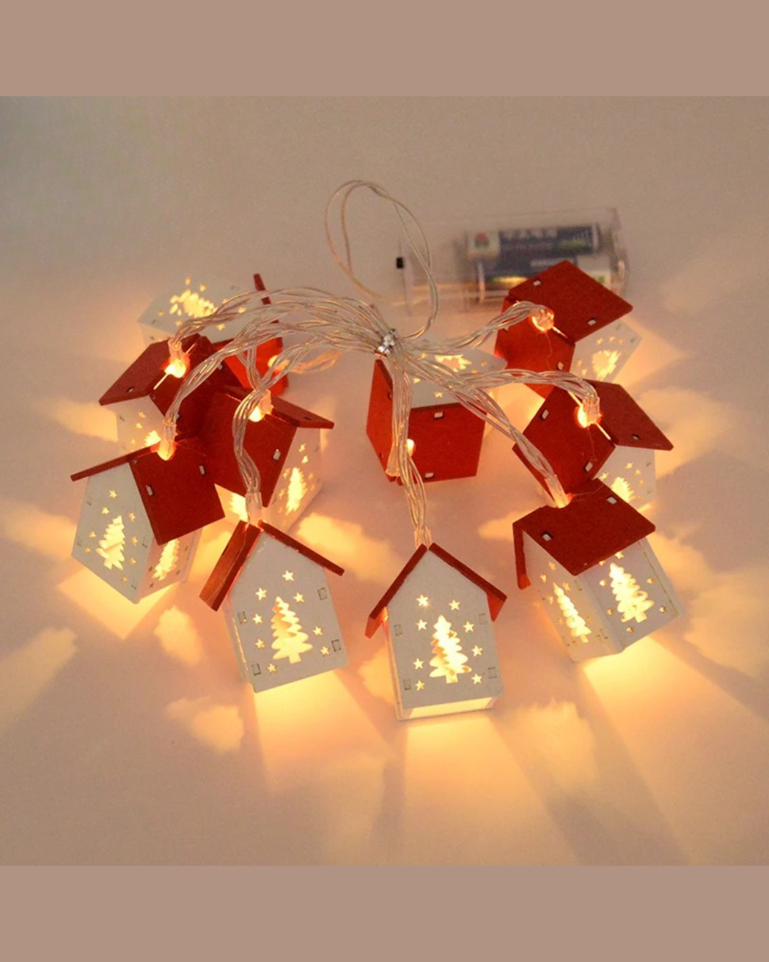 Casa de Madeira de Natal com Luzes LED