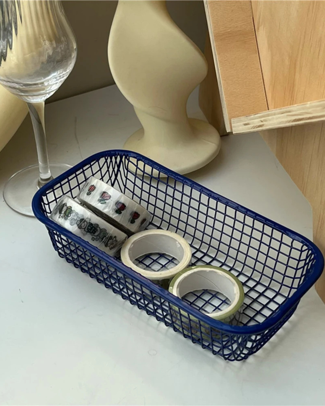 Cesta de Armazenamento de Mesa em Metal Organizador para Escritório e Casa | Home Gaju