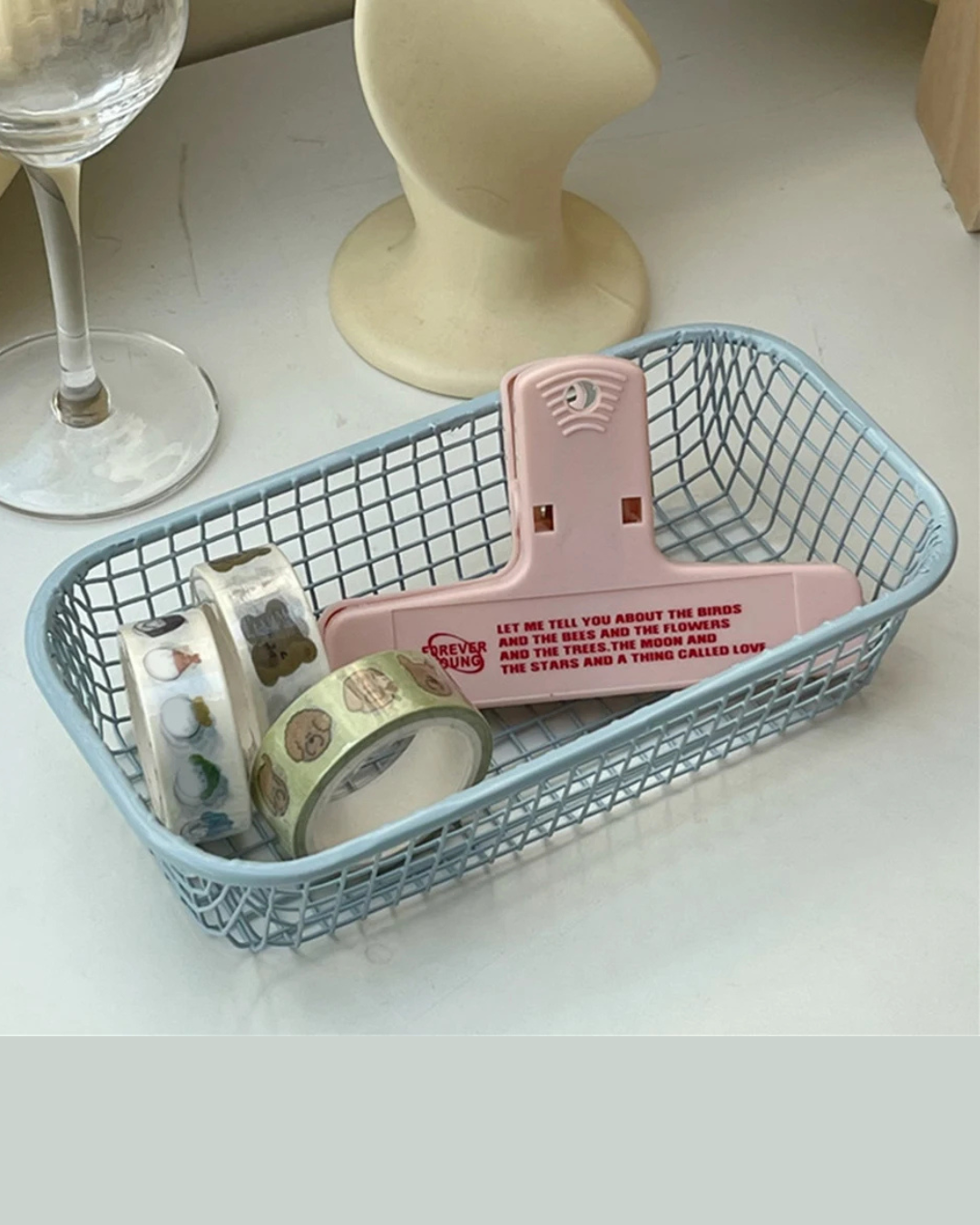 Cesta de Armazenamento de Mesa em Metal Organizador para Escritório e Casa | Home Gaju