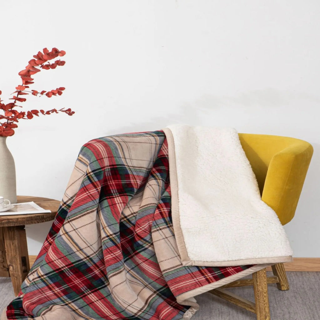 Cobertor de Flanela Dupla Face com Lã de Cordeiro Aconchego para Dormitório e Cama | Home Gaju