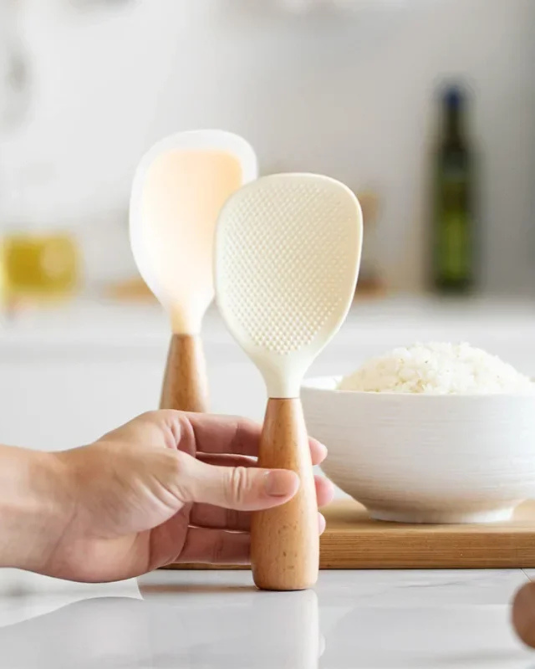 Colher de Arroz de Silicone com Cabo de Madeira Resistente ao Calor | Home Gaju