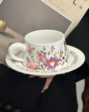 Conjunto de Pires e Caneca de Cerâmica Phalaenopsis Elegância para Café e Chá | Home Gaju