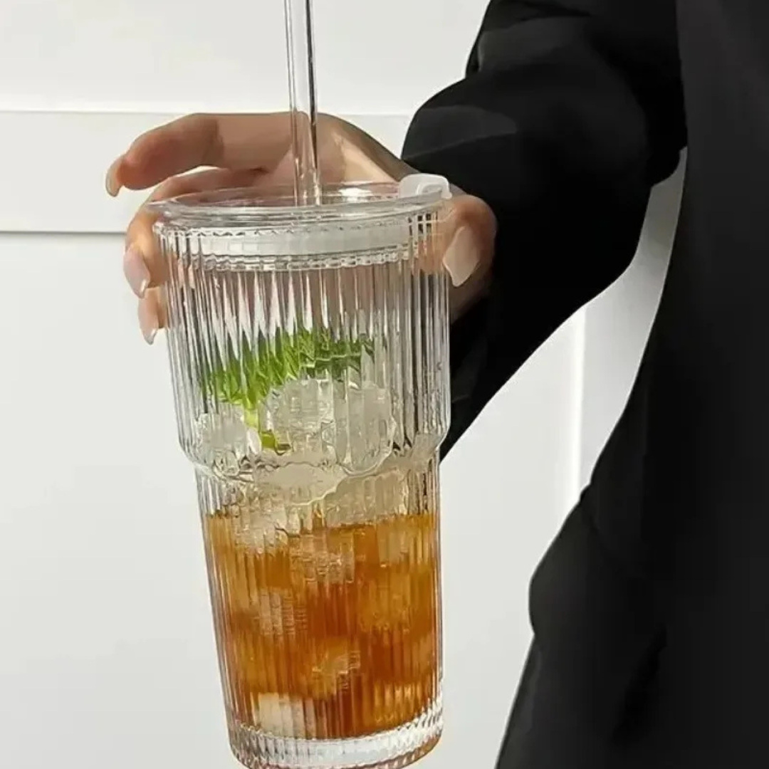 Copo de Vidro Listrado com Tampa e Canudo 400ml ou 600ml | Home Gaju