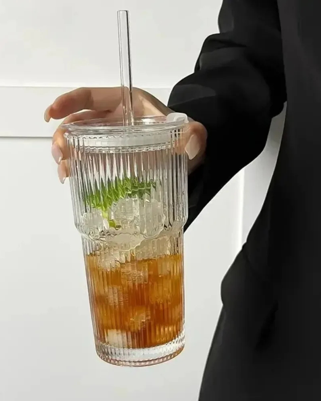 Copo de Vidro Listrado com Tampa e Canudo 400ml ou 600ml | Home Gaju