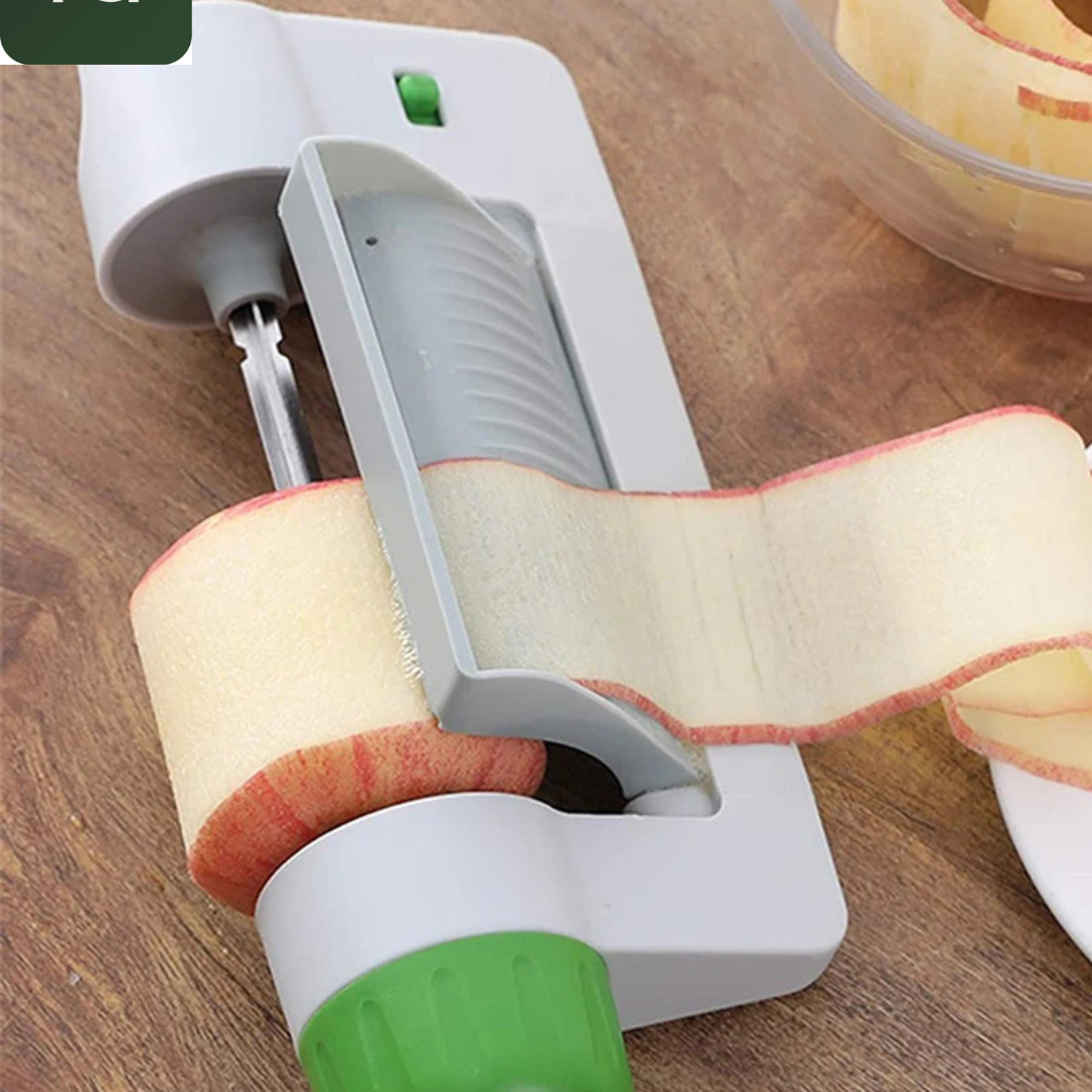 Cortador Vegetal Multifuncional fatiando maça