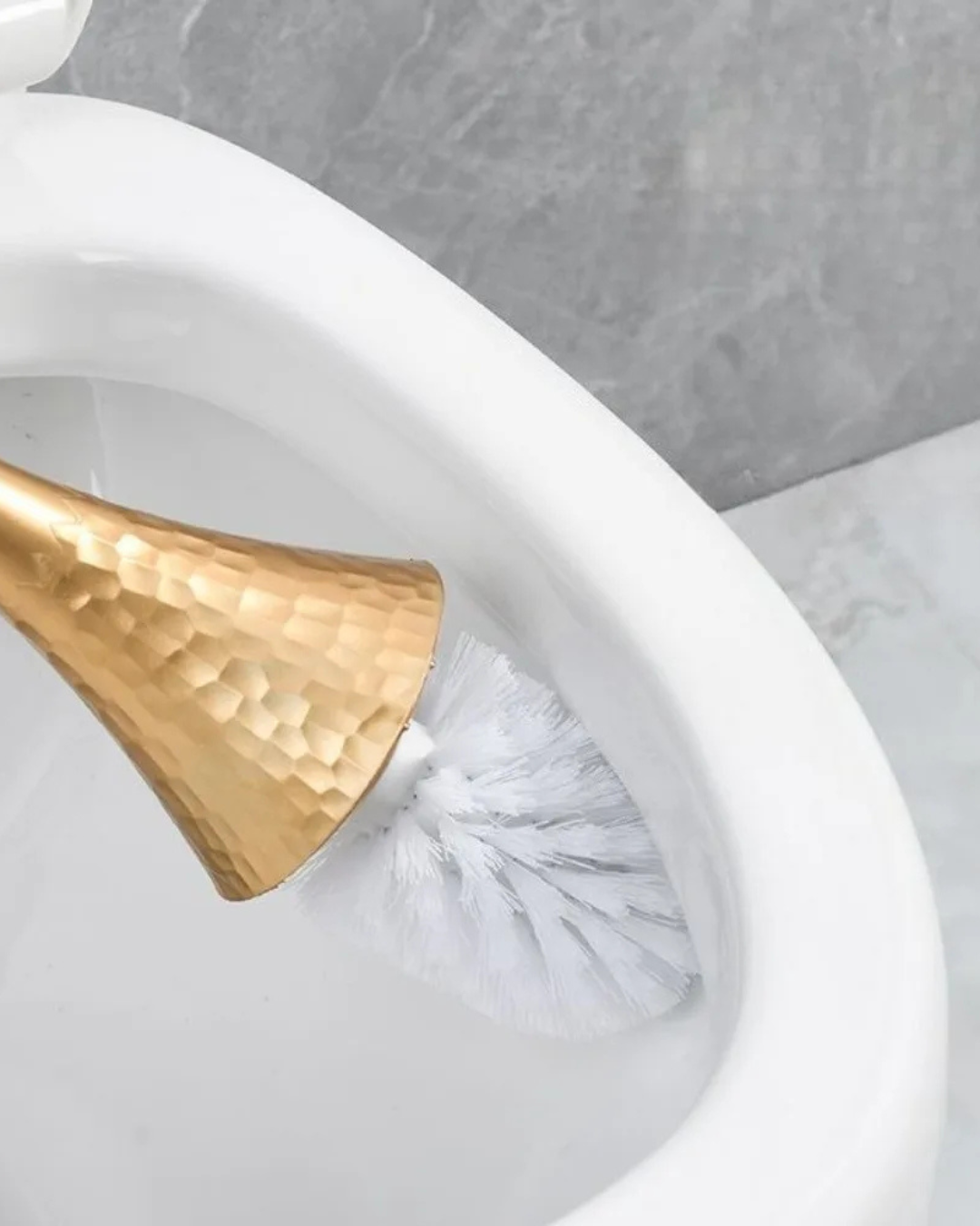 Escova de Vaso Sanitário com Suporte Dourado ou Prata | Home Gaju