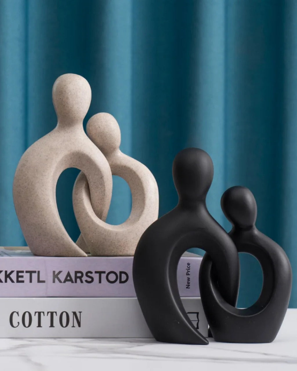 Escultura Decorativa de Casal para Sala Quarto ou Escritório | Home Gaju