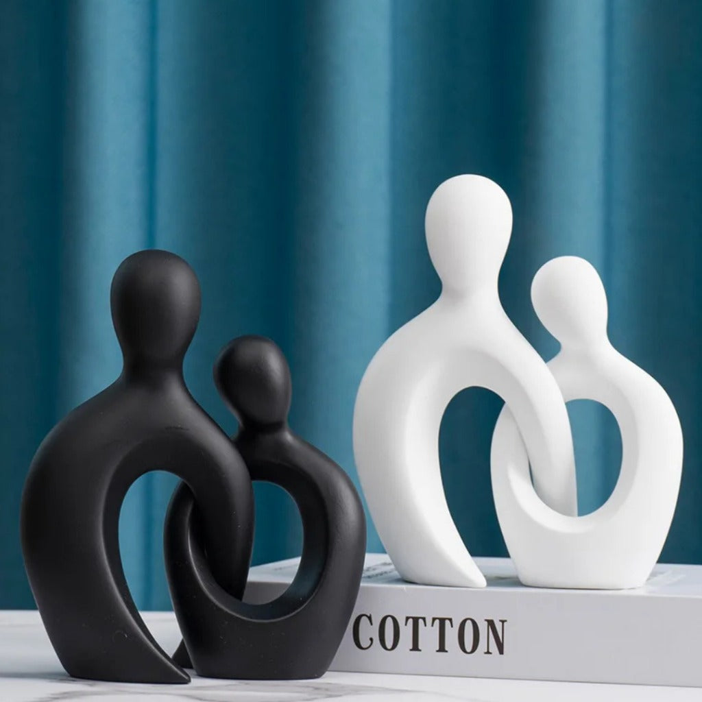 Escultura Decorativa de Casal para Sala Quarto ou Escritório | Home Gaju