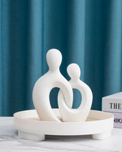 Escultura Decorativa de Casal para Sala Quarto ou Escritório | Home Gaju