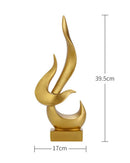 Escultura Decorativa de Chama Abstrata em Resina | Home Gaju
