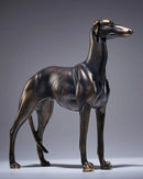 Estátua Decorativa de Cachorro Galgo em Resina no fundo branco de lado