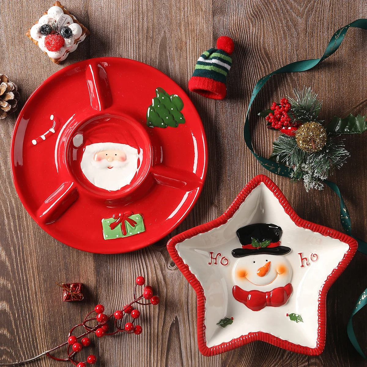 Louça de Cerâmica Natalina com Papai Noel em Relevo - Pratos para Doces, Sobremesas e Lanches | Home Gaju