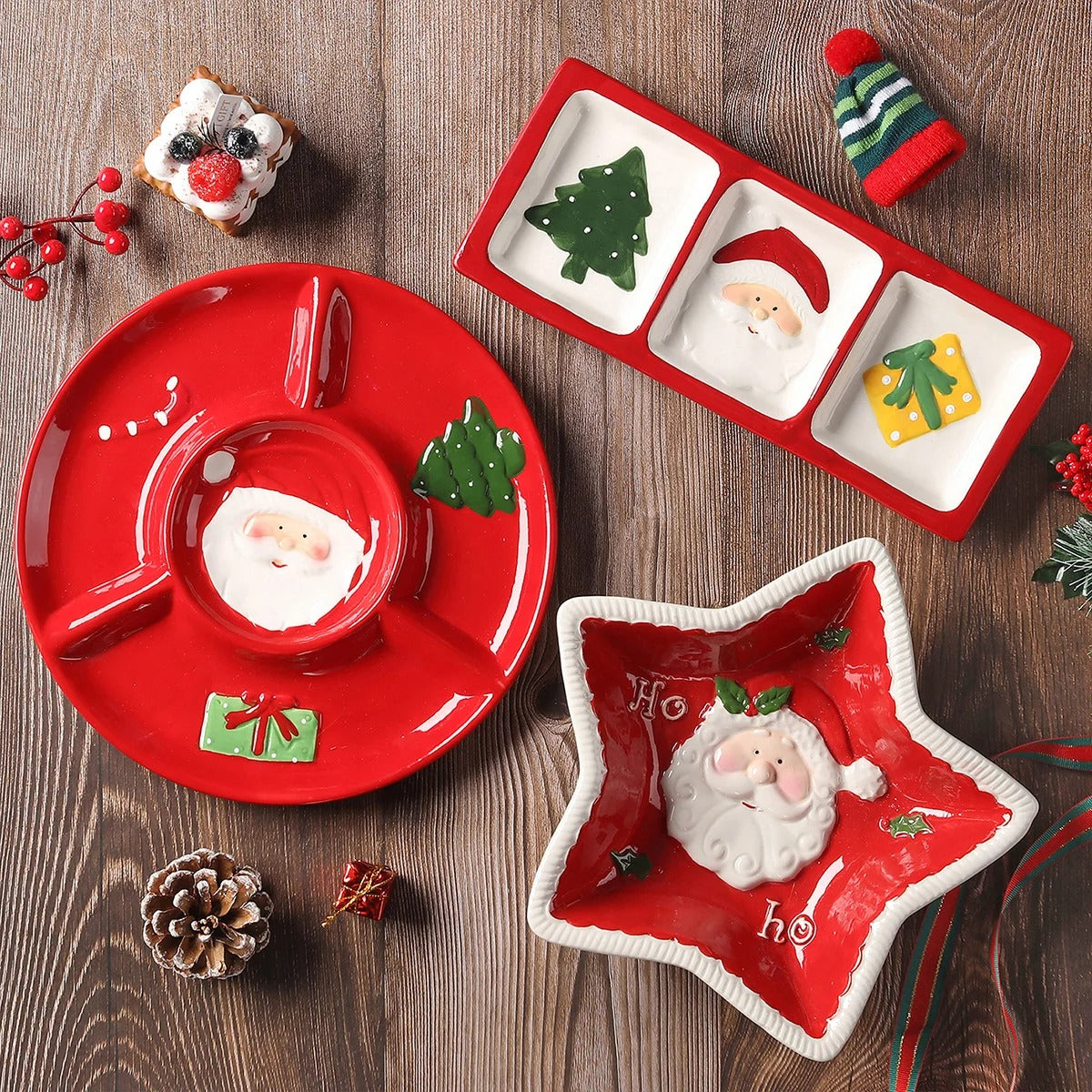 Louça de Cerâmica Natalina com Papai Noel em Relevo - Pratos para Doces, Sobremesas e Lanches | Home Gaju
