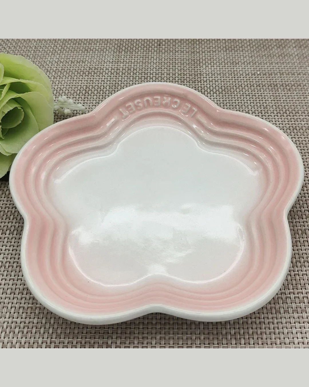 Prato Pequeno de Cerâmica Flor de Ameixa 14cm Estilo Francês para Sobremesas e Molhos | Home Gaju