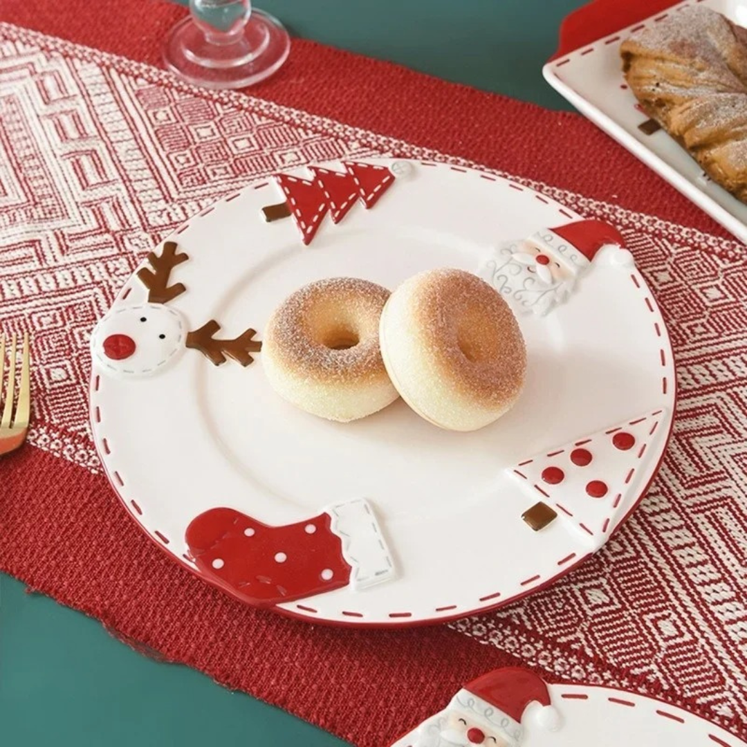 Prato de Cerâmica Natalino | Papai Noel, Alce, Árvore de Natal | Home Gaju