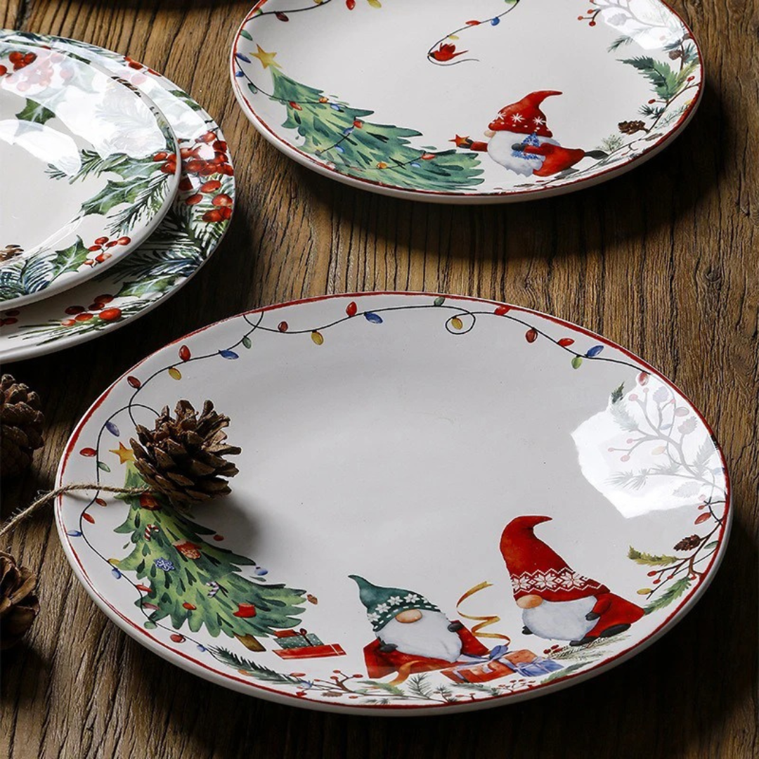 Prato de Natal para Jantar sob a mesa com pinha dentro do prato